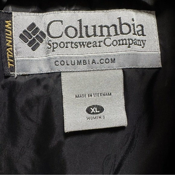 Columbia Sportswear Titanium Waterproof Jacket Blue Size XL - Picture 9 of 15